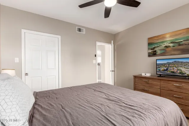 $315,000 | 10410 North Cave Creek Road, Unit 1082, Phoenix, AZ 85020