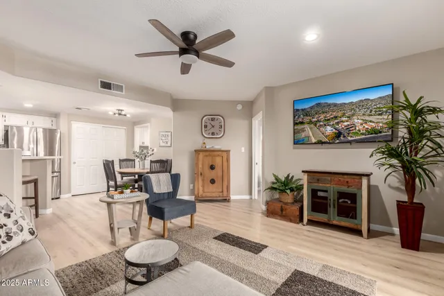 $315,000 | 10410 North Cave Creek Road, Unit 1082, Phoenix, AZ 85020