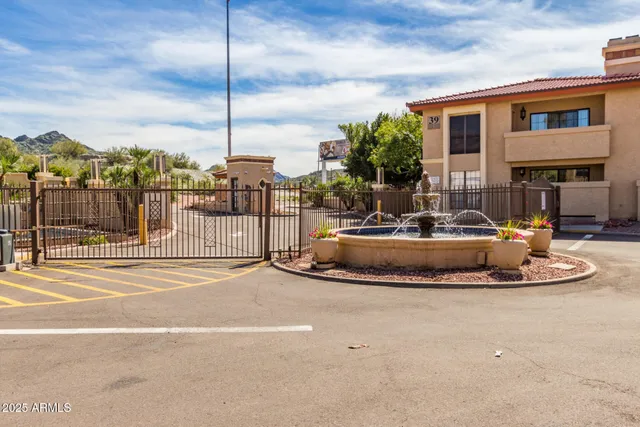 $315,000 | 10410 North Cave Creek Road, Unit 1082, Phoenix, AZ 85020