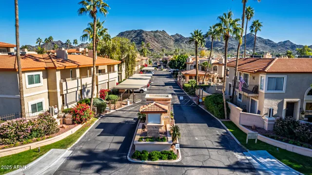$315,000 | 10410 North Cave Creek Road, Unit 1082, Phoenix, AZ 85020