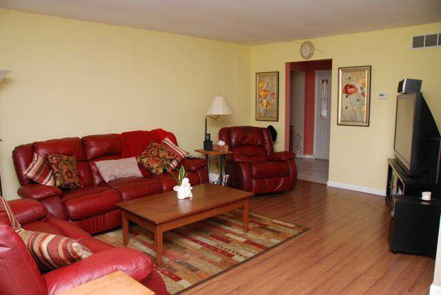 53210 Old Farm Road Elkhart, IN 46514 - Photo 4 of 33 Gallery Image 4