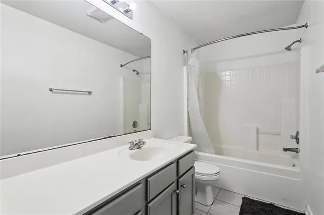 $2,300 | 5608 Wesley Lane, Slidell, LA 70460