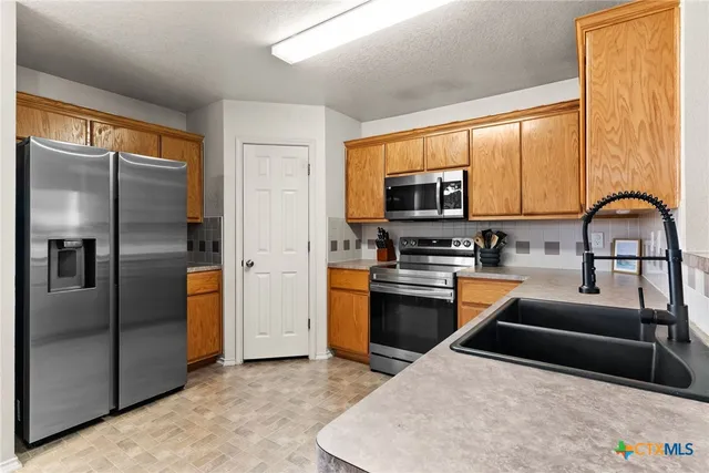 $1,600 | 1305 Travis Circle, Copperas Cove, TX 76522