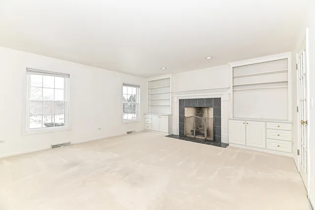 $575,000 | 22501 88th Street, Salem Lakes, WI 53168