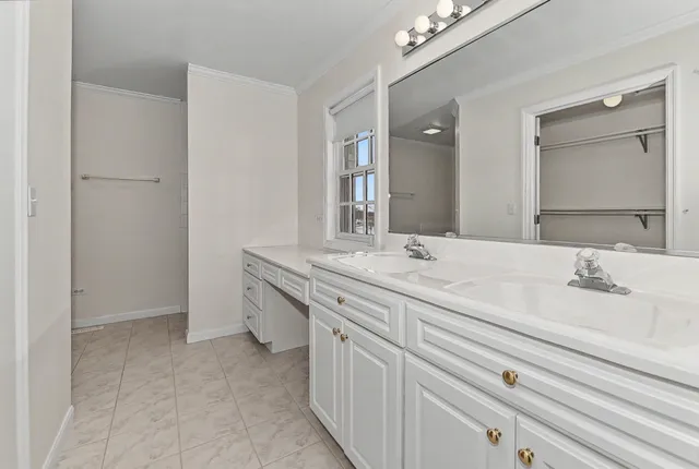 $575,000 | 22501 88th Street, Salem Lakes, WI 53168