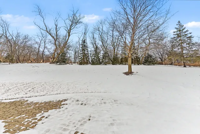 $575,000 | 22501 88th Street, Salem Lakes, WI 53168