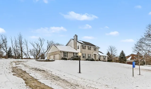 $575,000 | 22501 88th Street, Salem Lakes, WI 53168