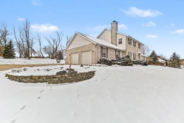 $575,000 | 22501 88th Street, Salem Lakes, WI 53168