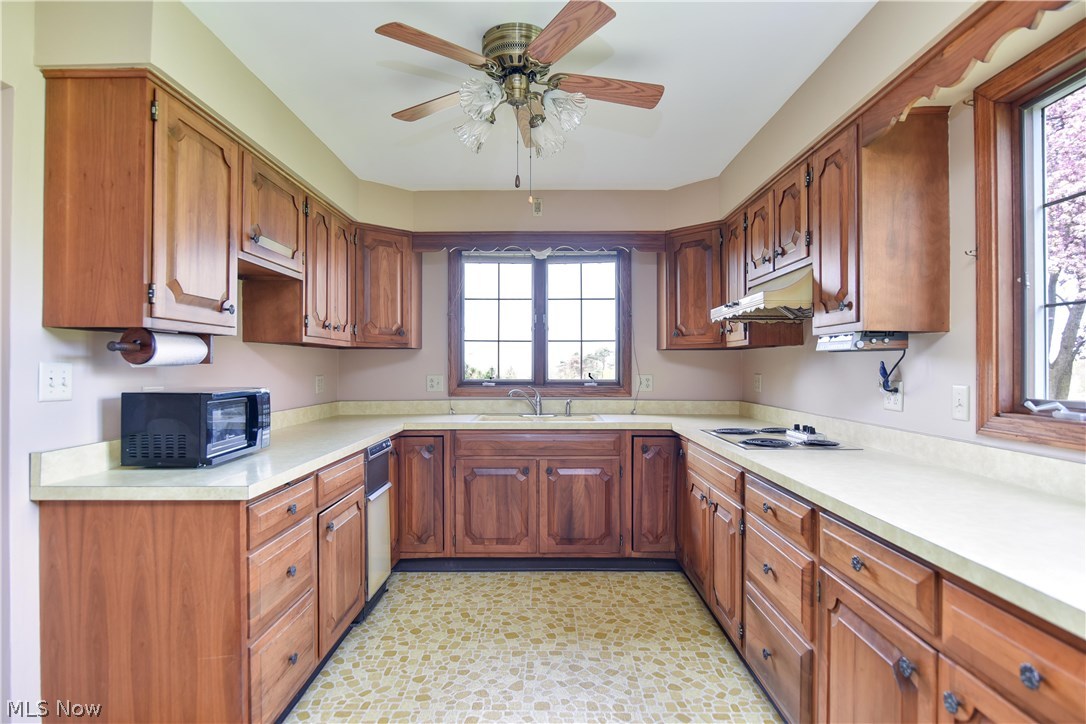 8110 West Calla Road Canfield, OH 44406 - Photo 10 of 35 Gallery Image 10