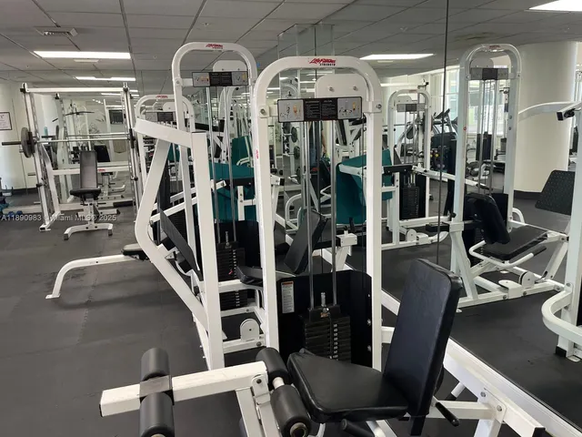 $2,650 | 10350 West Bay Harbor Drive, Unit 3M, Bay Harbor Islands, FL 33154