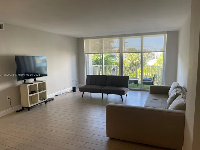 $2,650 | 10350 West Bay Harbor Drive, Unit 3M, Bay Harbor Islands, FL 33154