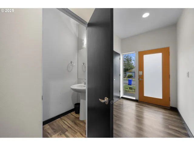 $419,000 | 13770 Southeast Linden Lane, Milwaukie, OR 97222