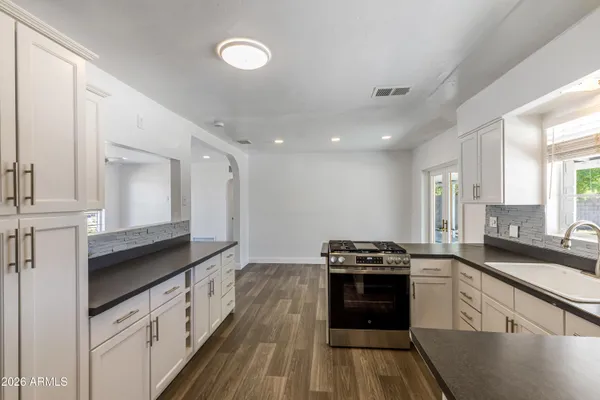 $620,000 | 1807 East San Miguel Avenue, Phoenix, AZ 85016
