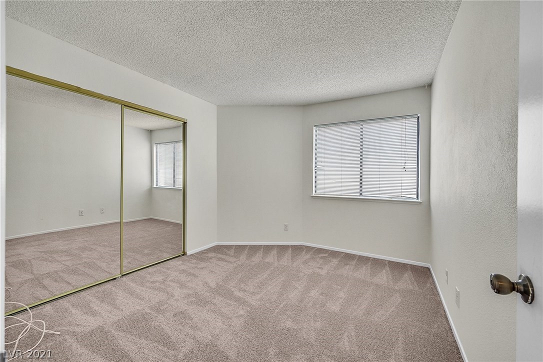 6560 West Beacon Road Las Vegas, NV 89108 - Photo 14 of 25 Gallery Image 14