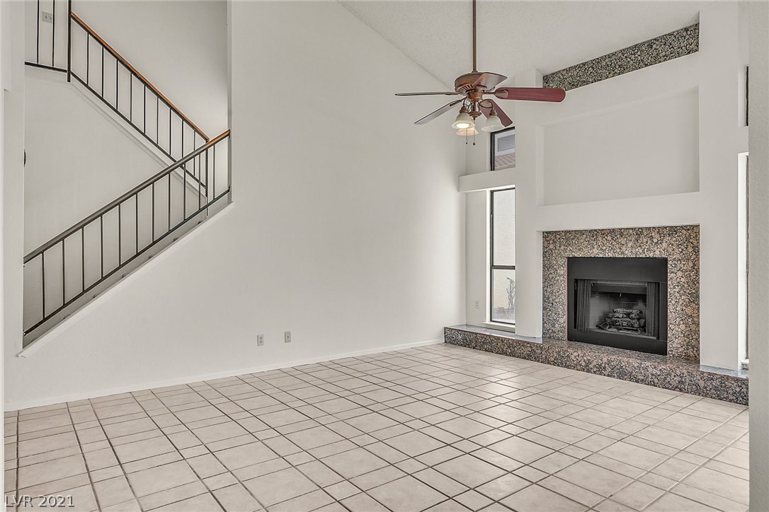 6560 West Beacon Road Las Vegas, NV 89108 - Photo 6 of 25 Gallery Image 6