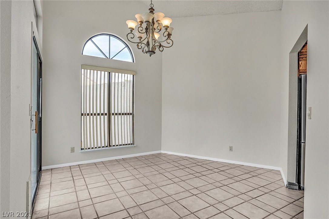 6560 West Beacon Road Las Vegas, NV 89108 - Photo 8 of 25 Gallery Image 8