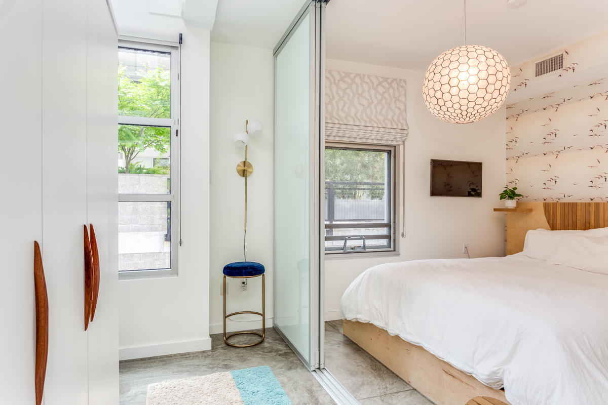 4111 Sunset Boulevard, Unit 225 Los Angeles, CA 90029 - Photo 19 of 42 MLS-34