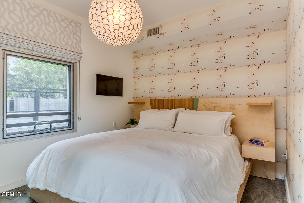 4111 Sunset Boulevard, Unit 225 Los Angeles, CA 90029 - Photo 20 of 42 MLS-42