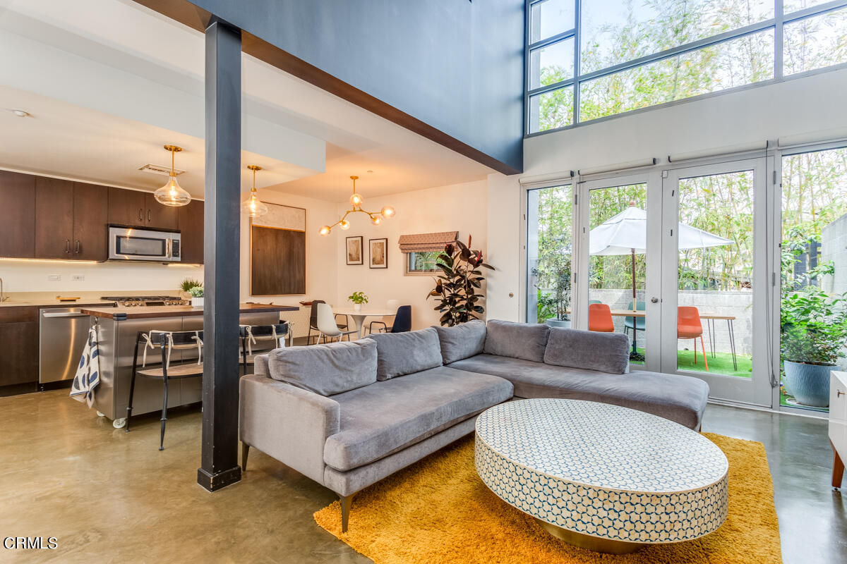 4111 Sunset Boulevard, Unit 225 Los Angeles, CA 90029 - Photo 7 of 42 MLS-21