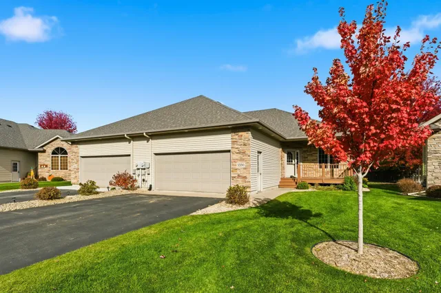 $369,900 | 1330 North 10th Street, Lake City, MN 55041