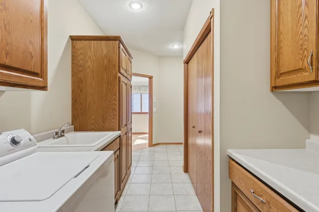 $369,900 | 1330 North 10th Street, Lake City, MN 55041