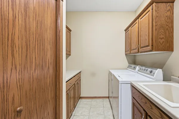 $369,900 | 1330 North 10th Street, Lake City, MN 55041