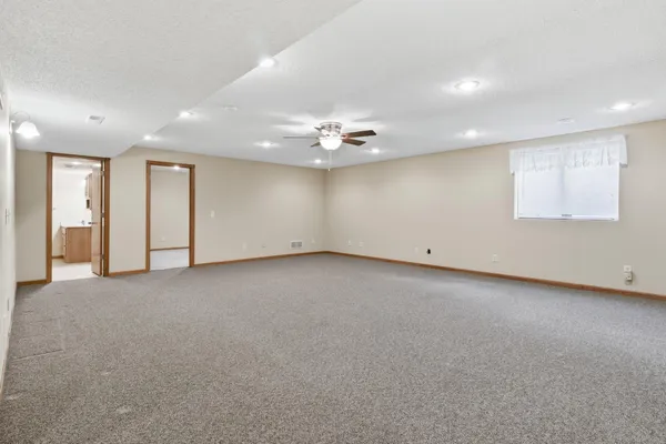 $369,900 | 1330 North 10th Street, Lake City, MN 55041