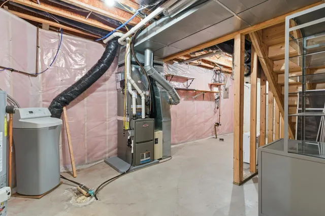 $369,900 | 1330 North 10th Street, Lake City, MN 55041