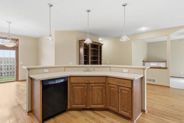 $369,900 | 1330 North 10th Street, Lake City, MN 55041