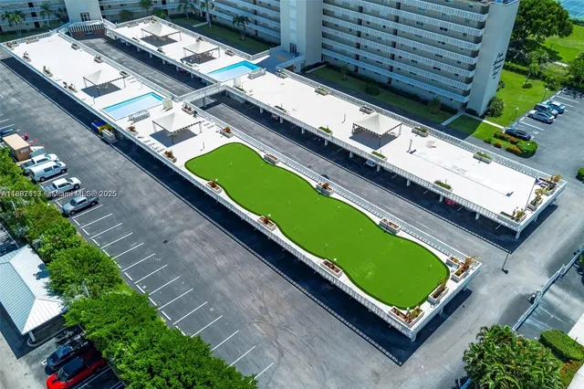 $2,600 | 801 Lake Shore Drive, Unit 502, Lake Park, FL 33403