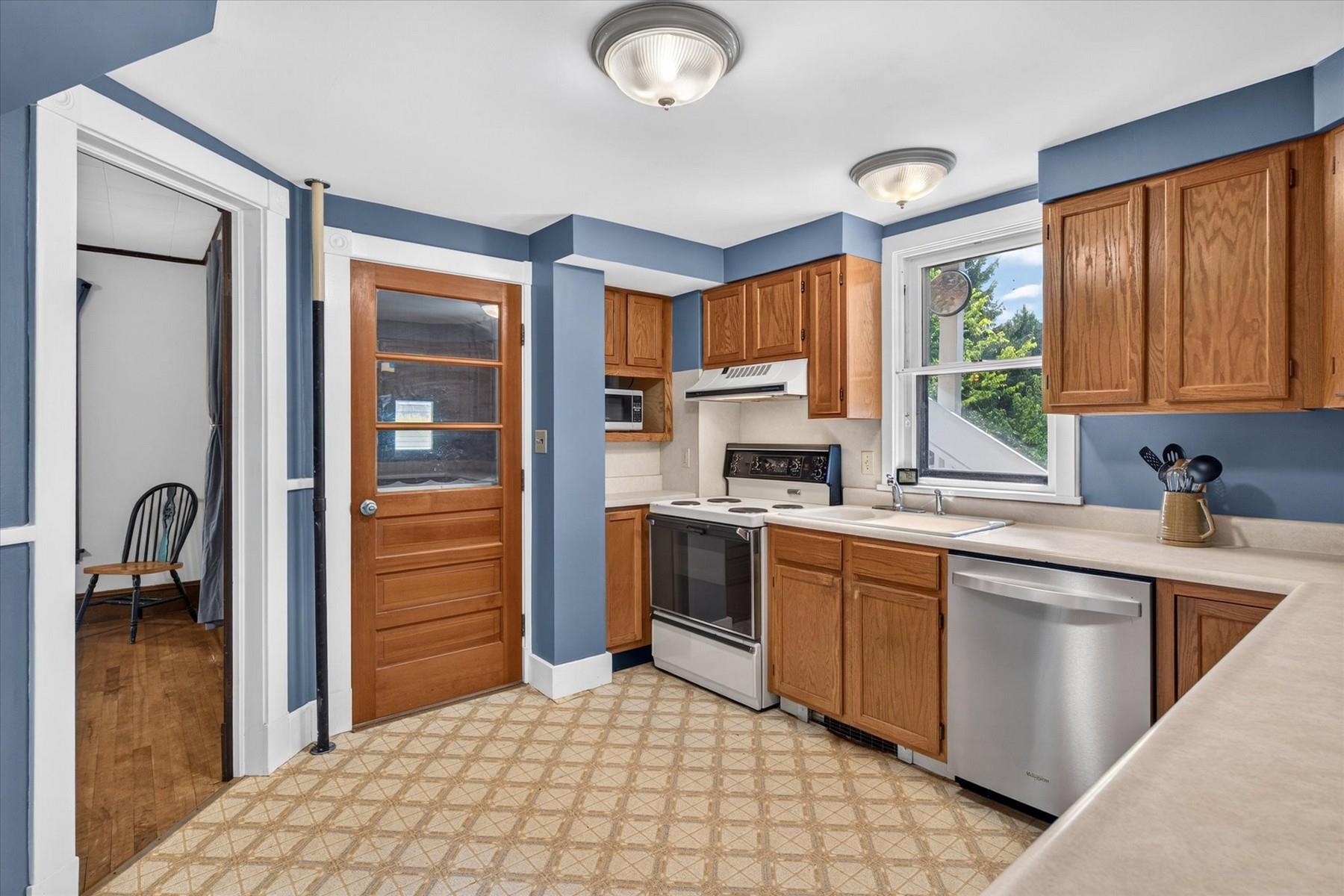 129 Lincoln Avenue Rutland, VT 05701 - Photo 15 of 54 Gallery Image 15
