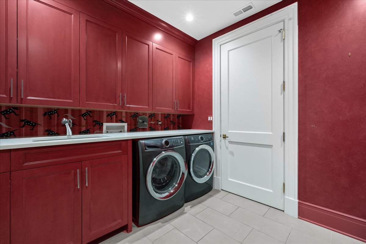 727 North McKinley Road, Unit 100 Lake Forest, IL 60045 - Photo 29 of 37 Gallery Image 29