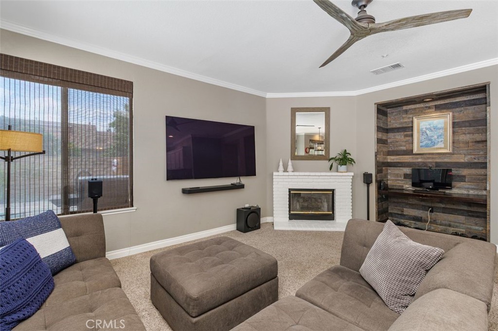 7038 Harvest Lane Riverside, CA 92506 - Photo 13 of 56