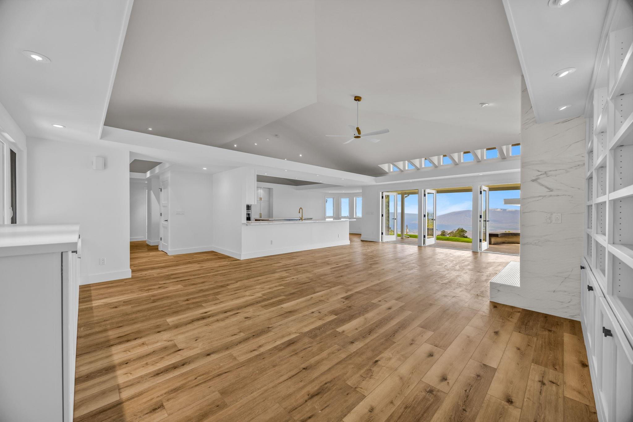 7733 Kula Highway Kula, HI 96790 - Photo 18 of 43 a view of an empty room