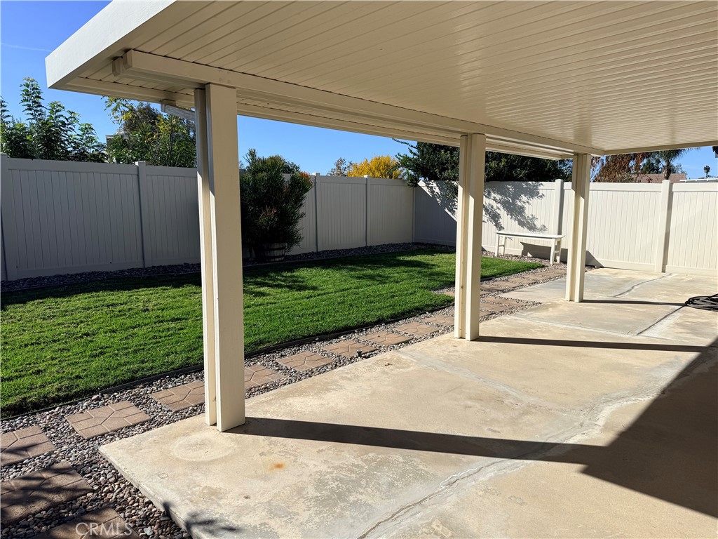 30433 Danube Court Temecula, CA 92591 - Photo 3 of 12 a view of a porch