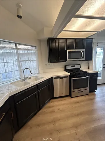 $3,200 | 30433 Danube Court, Temecula, CA 92591