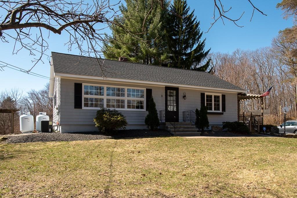 11 Dudley Hill Road Dudley, MA 01571 - Photo 3 of 41 Gallery Image 3