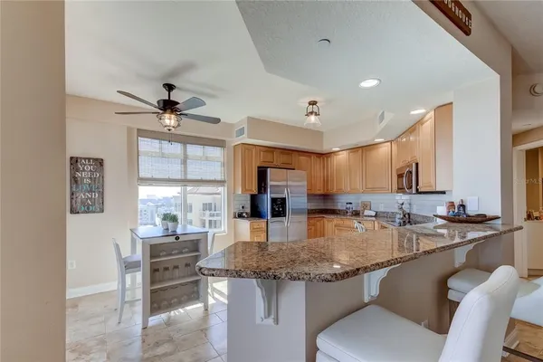 $8,500 | 521 Mandalay Avenue, Unit 1109, Clearwater Beach, FL 33767
