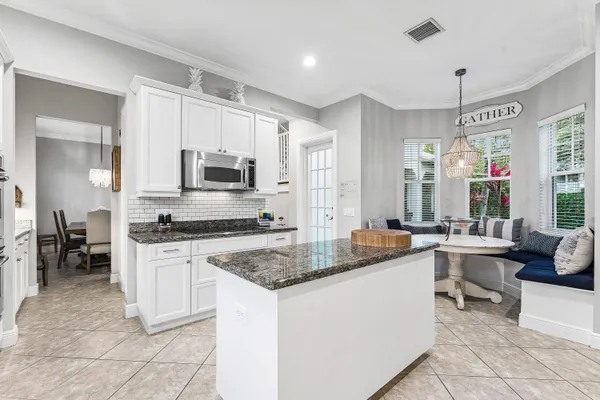 $1,299,000 | 206 Botanica Drive, Jupiter, FL 33458