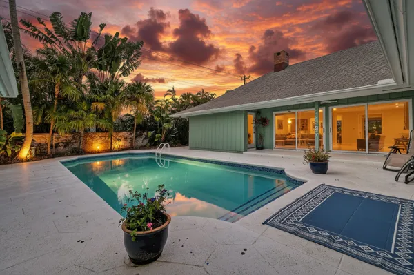 $1,299,000 | 285 Golfview Drive, Tequesta, FL 33469