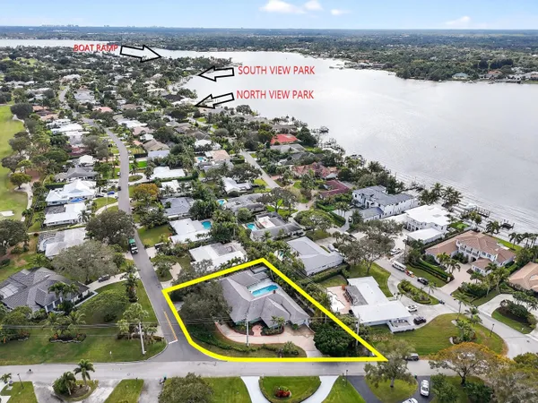 $1,299,000 | 285 Golfview Drive, Tequesta, FL 33469