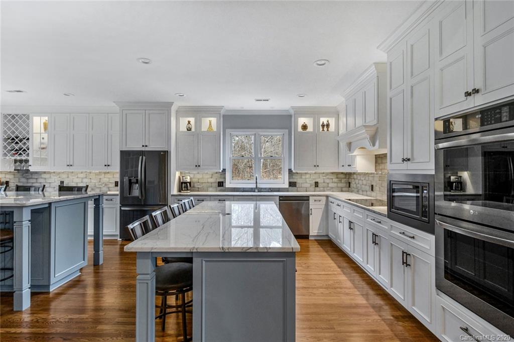 9332 Windygap Road Charlotte, NC 28278 - Photo 4 of 43