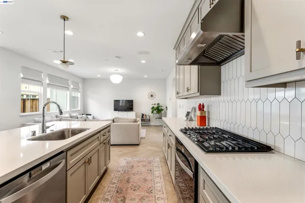 $792,000 | 133 East Frost Dr Mountain, Tracy, CA 95391