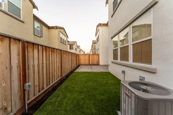 $792,000 | 133 East Frost Dr Mountain, Tracy, CA 95391