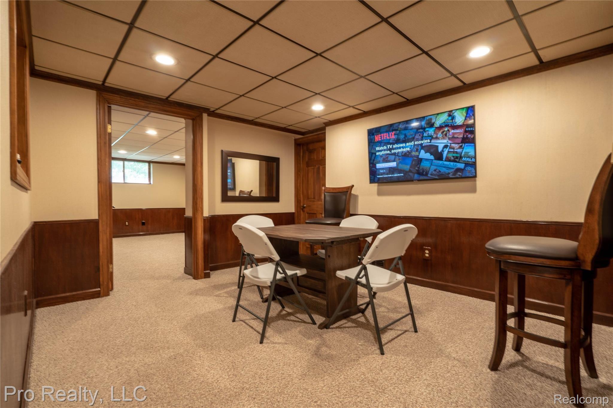 10 Chalmers Drive Rochester, MI 48309 - Photo 33 of 36 DSC02534-HDR.jpg