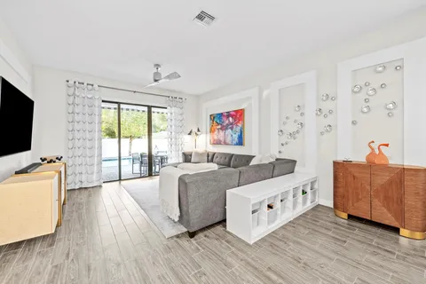 $879,500 | 4919 Whispering Way, Fort Lauderdale, FL 33312