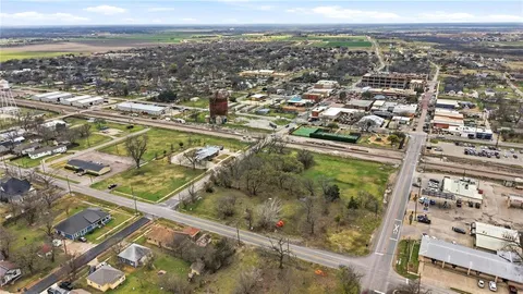 $995,000 | 212 East Walnut Street, Celina, TX 75009