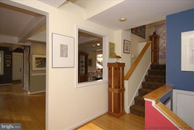 7507 Arden Road Cabin John, MD 20818 - Photo 18 of 30 Stairway