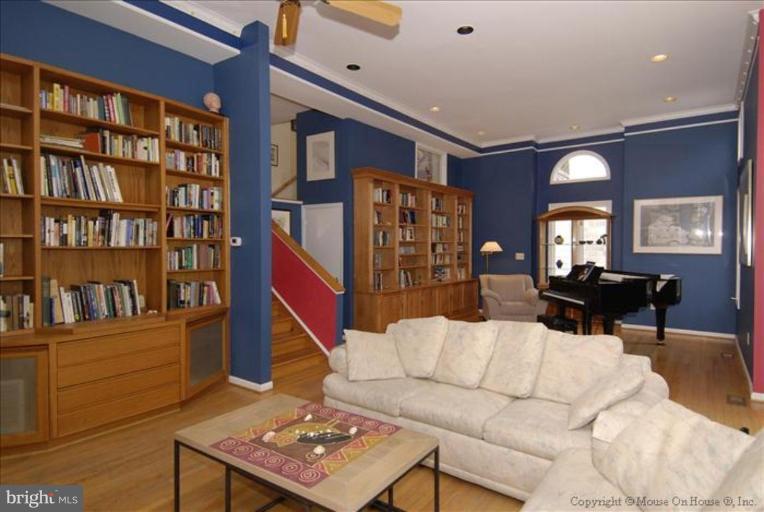 7507 Arden Road Cabin John, MD 20818 - Photo 3 of 30 Family room detail