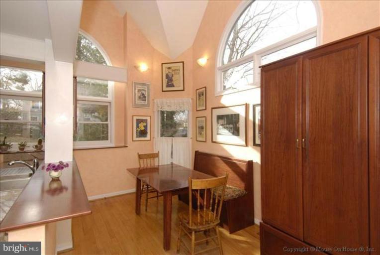 7507 Arden Road Cabin John, MD 20818 - Photo 21 of 30 Breakfast room